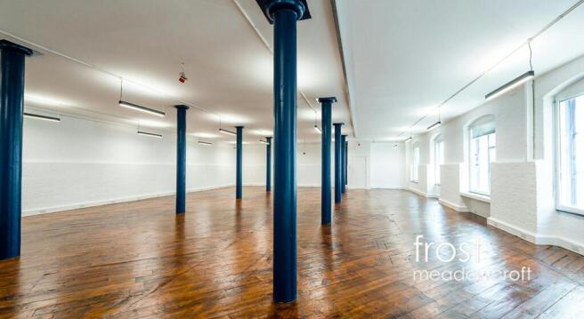 ChelseaWharf Lots Road SW10 office to let 13.jpg