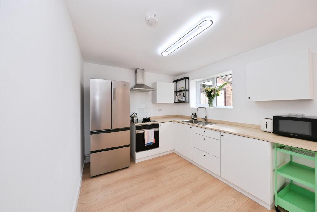 House in Nottingham - View 5