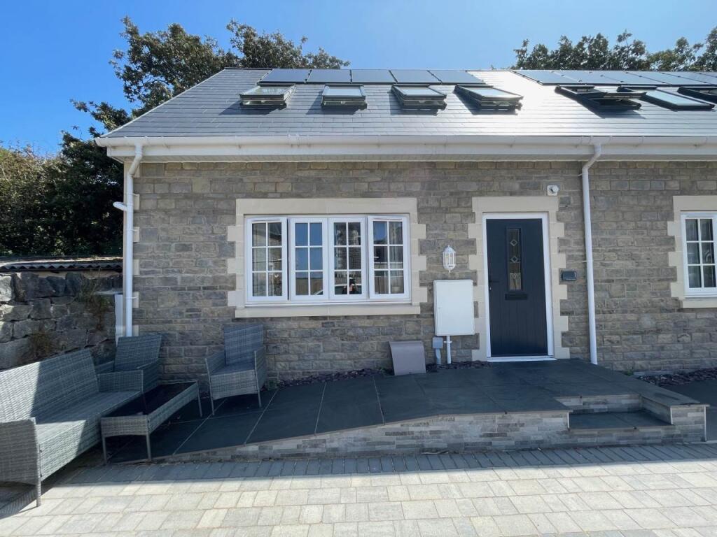 Main image of property: Beach Road, Weston-super-Mare, North Somerset