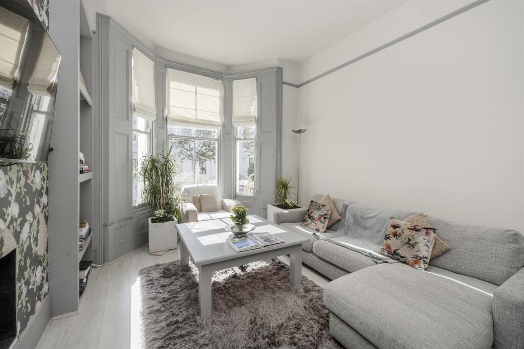 Main image of property: Chesterton Road, London, W10