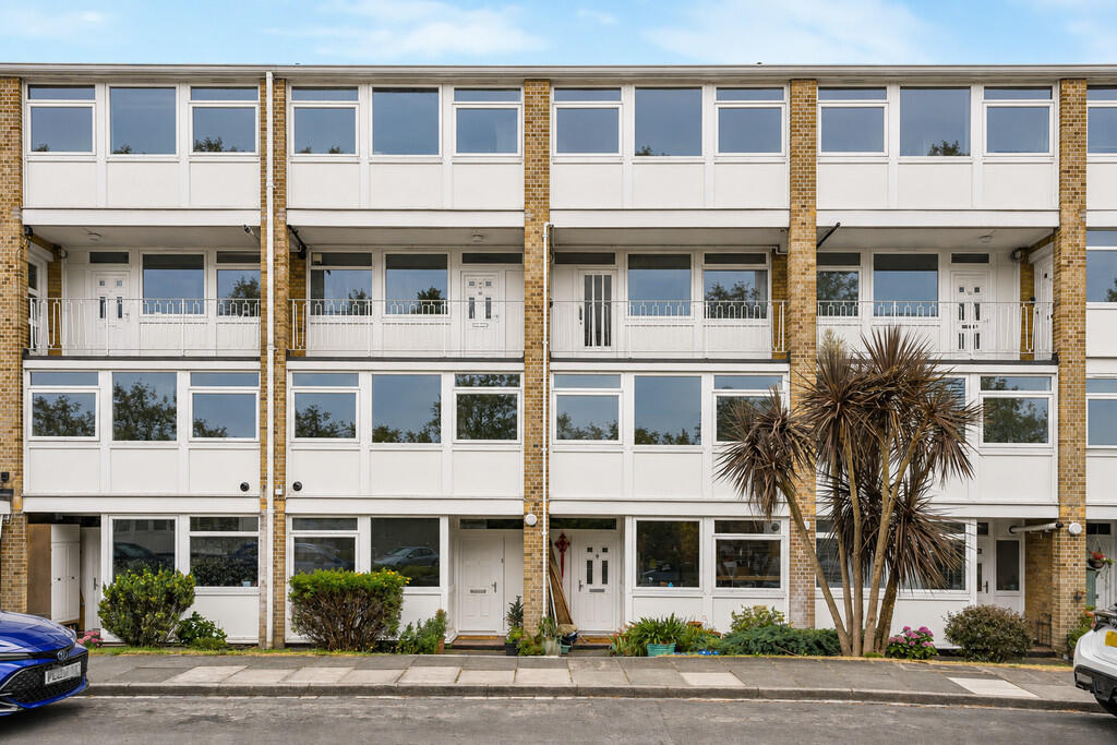Main image of property: Tarnwood Park, Eltham SE9