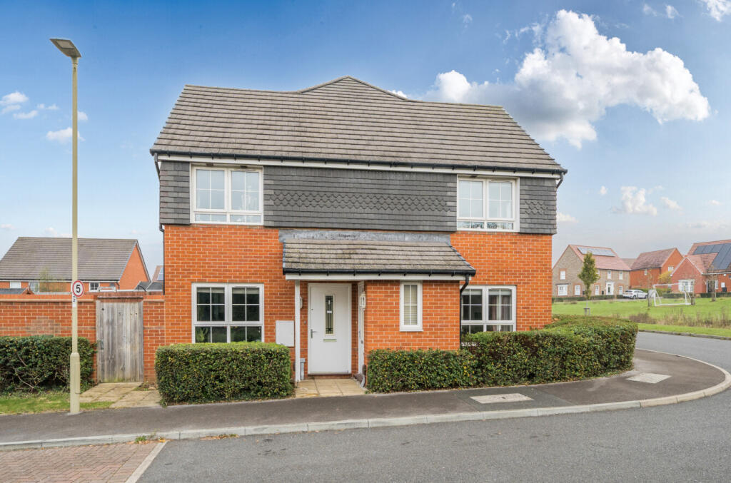 Main image of property: 31 Cornflower Gardens, Clanfield, Waterlooville