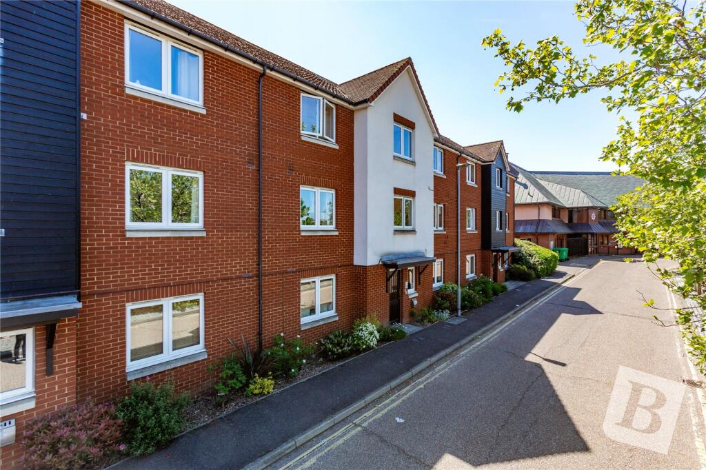 1-bed flat on Tylers Ride, South Woodham Ferrers, Chelmsford, Essex, CM3, £120,000