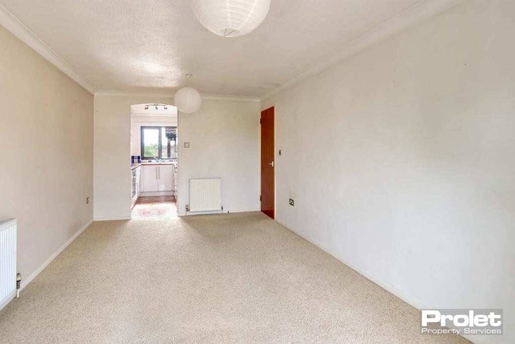 Apartment in Norwich - View 3