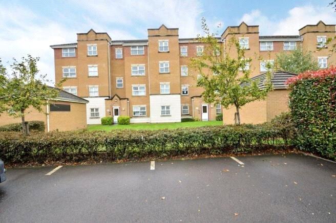 Main image of property: Pickfords Gardens, Slough, Berkshire, SL1