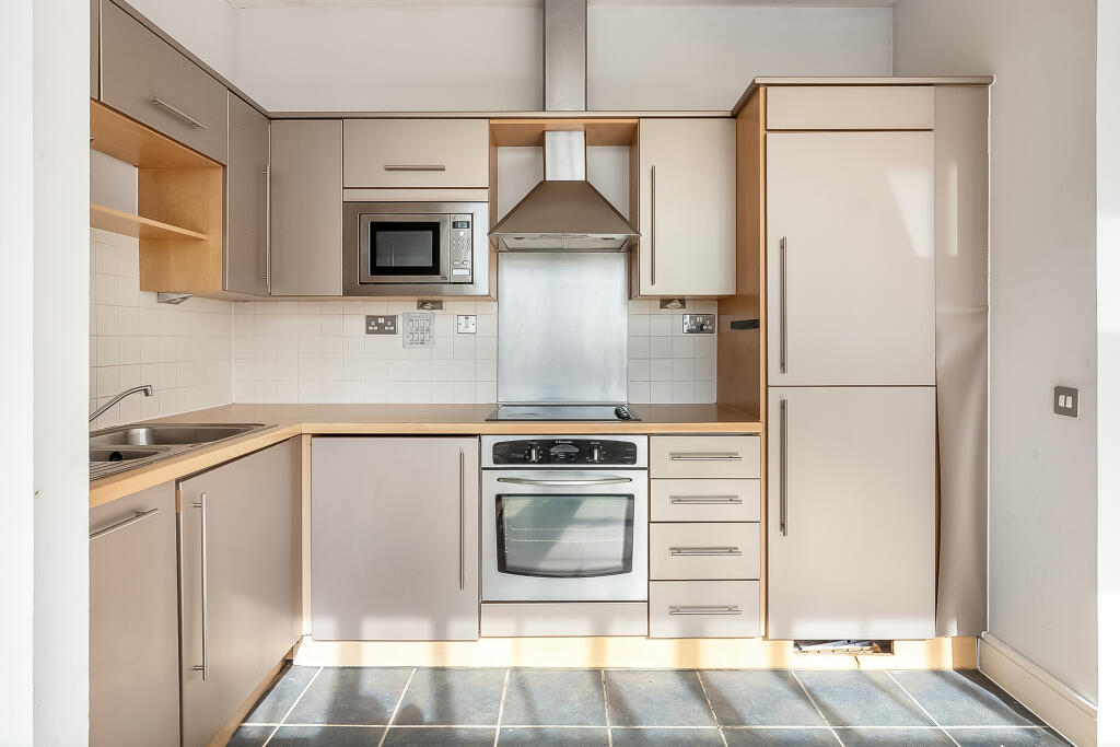 Apartment in London - View 4