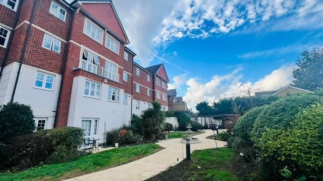 Main image of property: St. Lukes Road, MAIDENHEAD