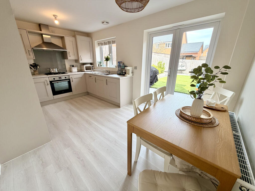 Shetland Court,  Thornton, FY5 photo 2