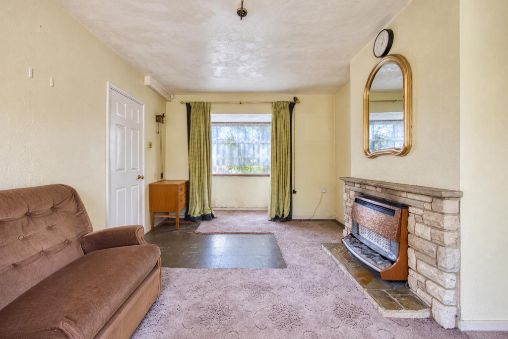 House in Southall - View 5