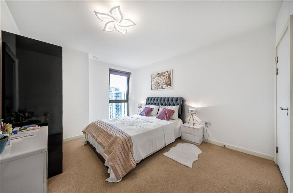 Apartment in Harrow - View 5