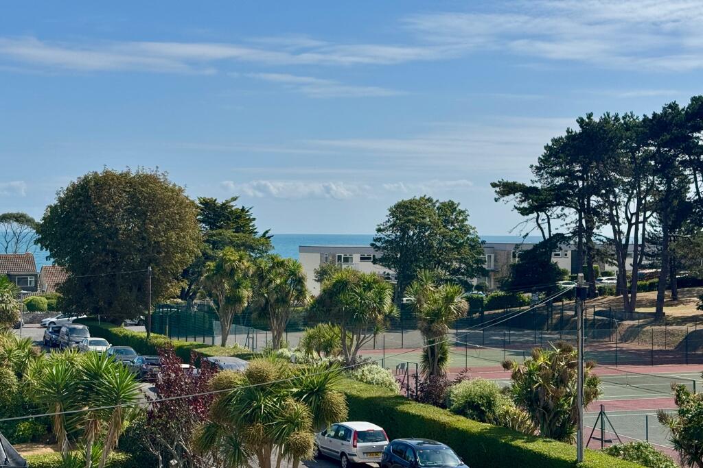 Cauldon Avenue, Swanage photo 3