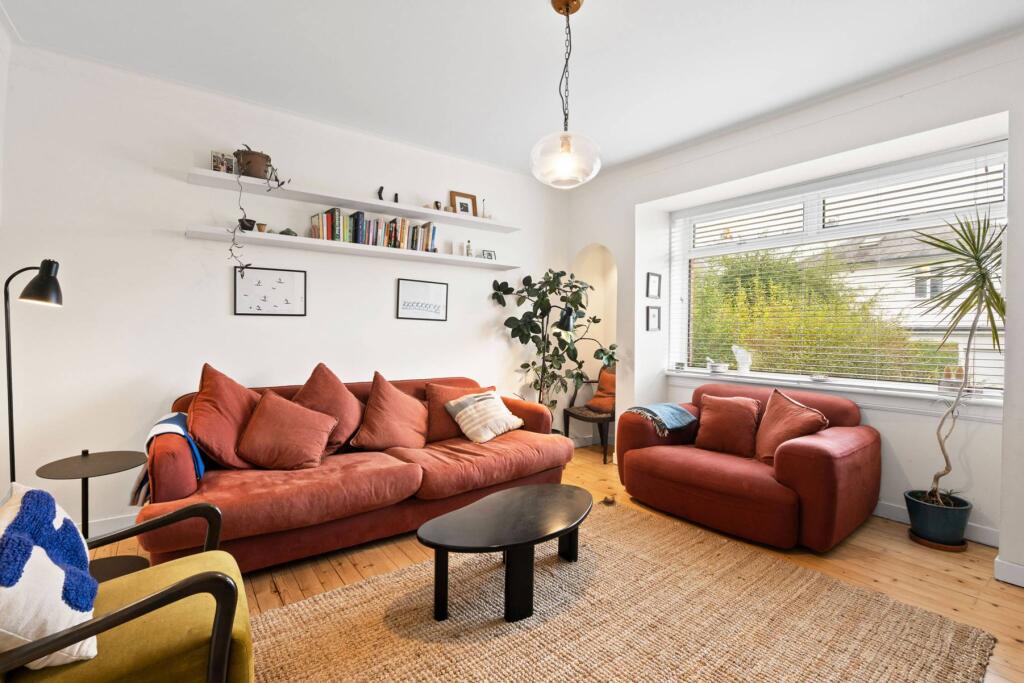 3 Hillpark Avenue, Blackhall, Edinburgh, EH4 7AT photo 2