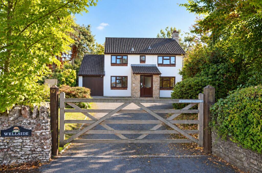 4-bed detached on North Street, Nailsea, £535,000