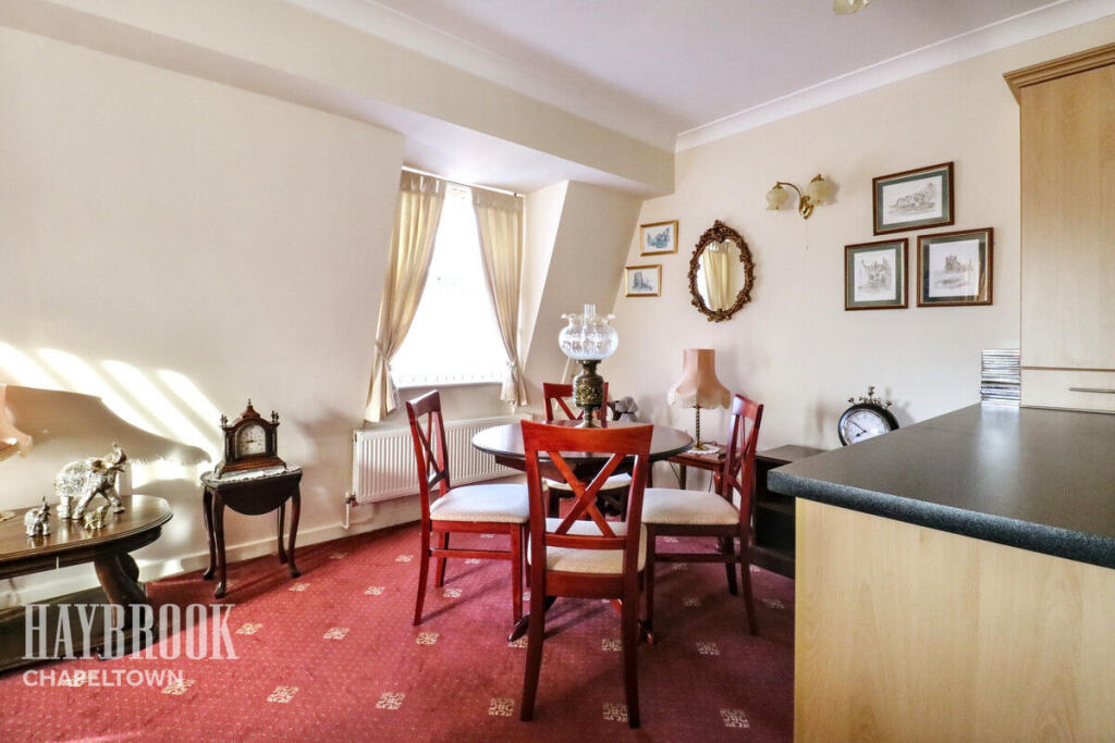 2-bed flat on Wortley Road, Sheffield, £120,000