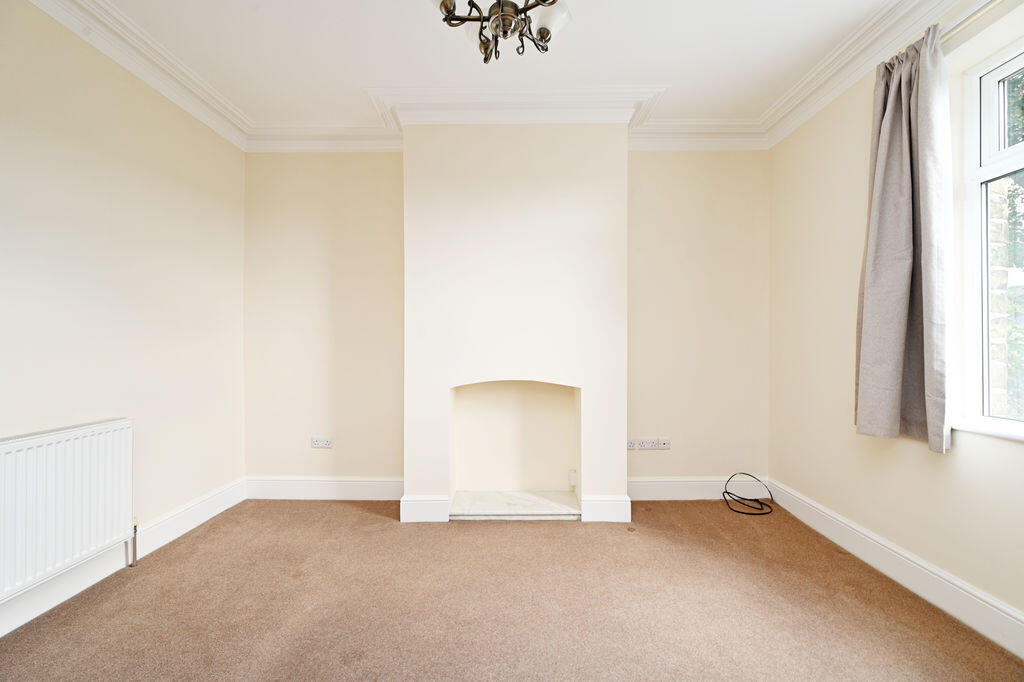 House in Sheffield, Ecclesfield - More