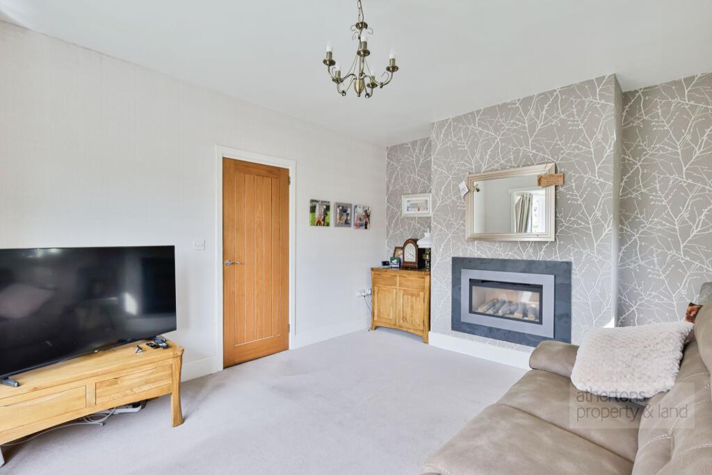 House in Ribble Valley, Simonstone - More