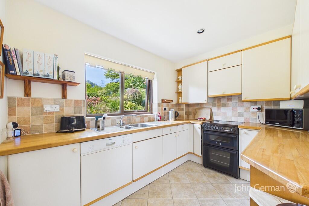 House in Derby - View 5