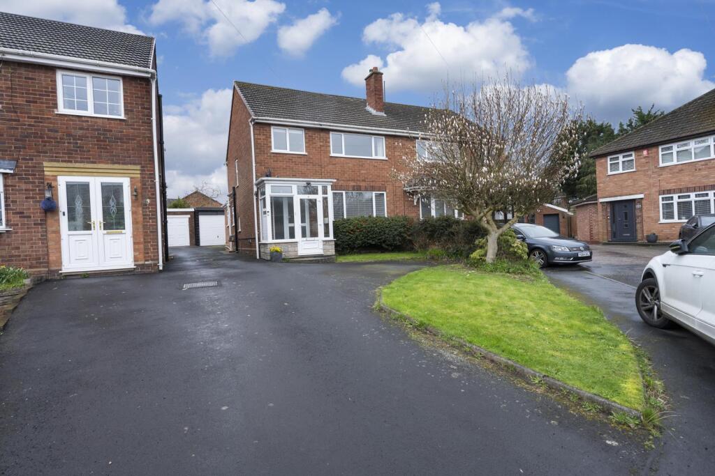 Birchfield Close, Halesowen, B63 4LJ
