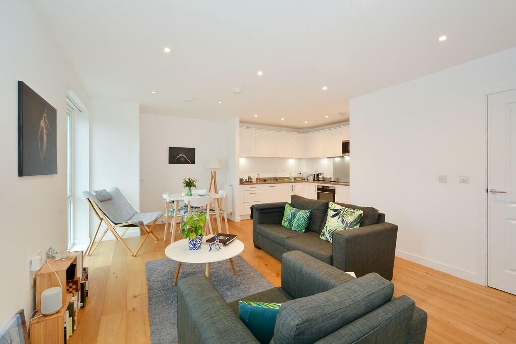 Main image of property: Copenhagen Place, Limehouse, E14