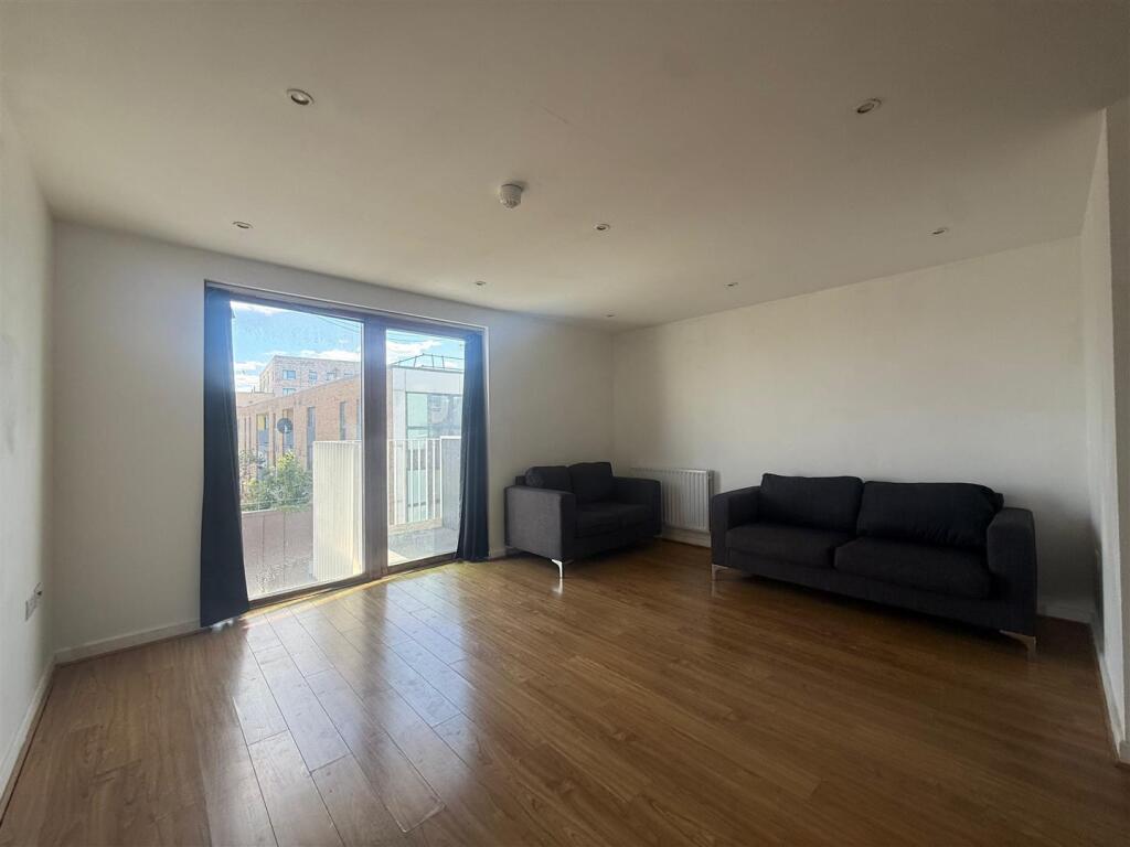 Apartment in London - View 4