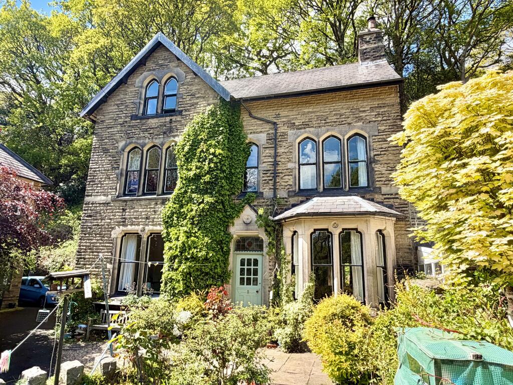 Main image of property: Oak Villa, Savile Road, Hebden Bridge, HX7 6BY
