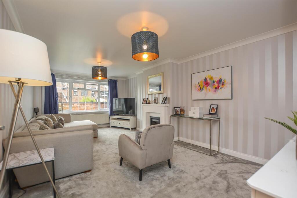 House in Basildon, Queens Park, Billericay - View 5