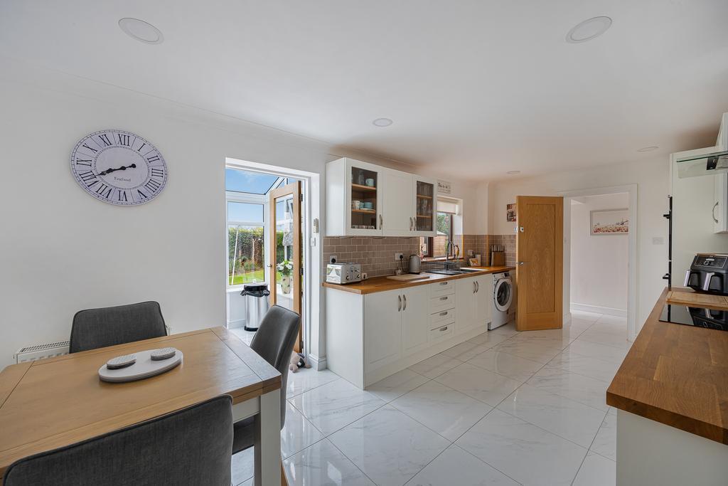 House in Peterborough - View 4