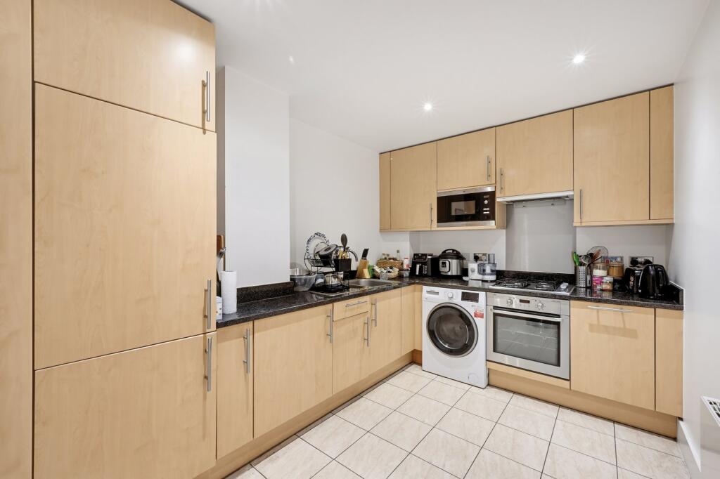 Apartment in London, City of Westminster - View 4