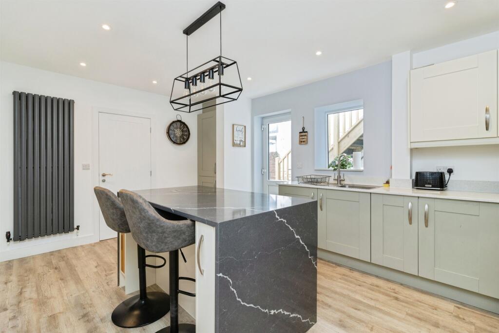 Apartment in East Devon, Exmouth - View 4