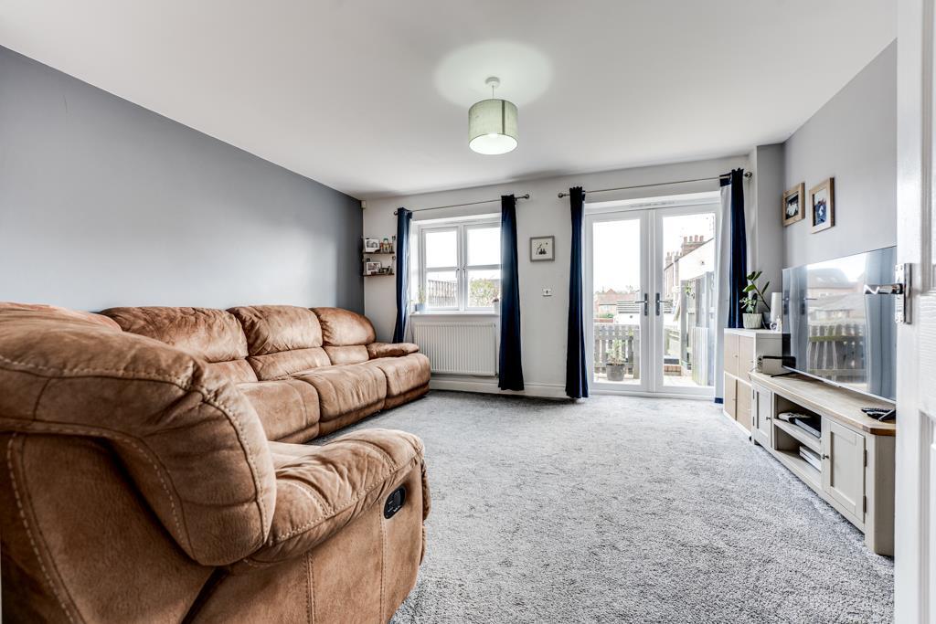 NN15 Cranford Road, Burton Latimer photo 4