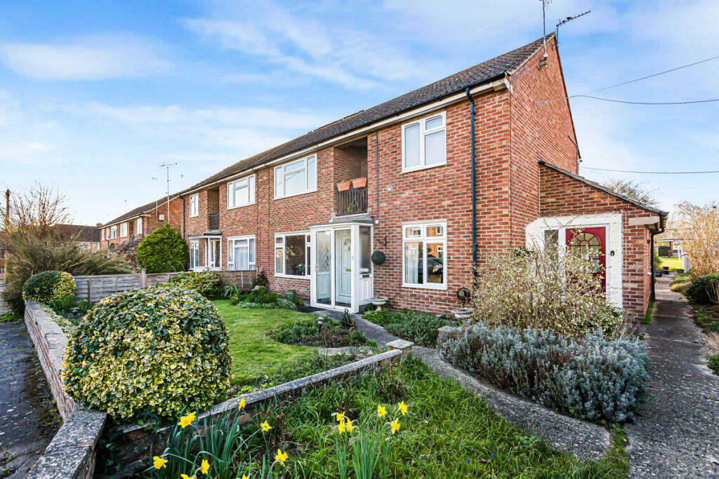 Main image of property: Barnes Close, Didcot, OX11