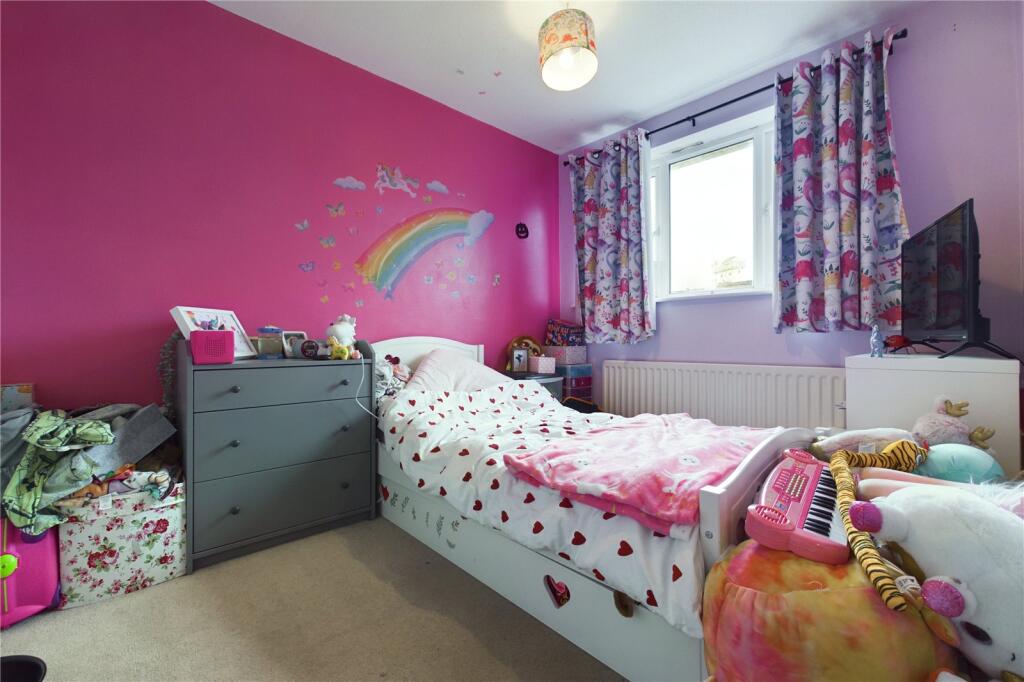 Browning Close, Thatcham, Berkshire, RG18 - More
