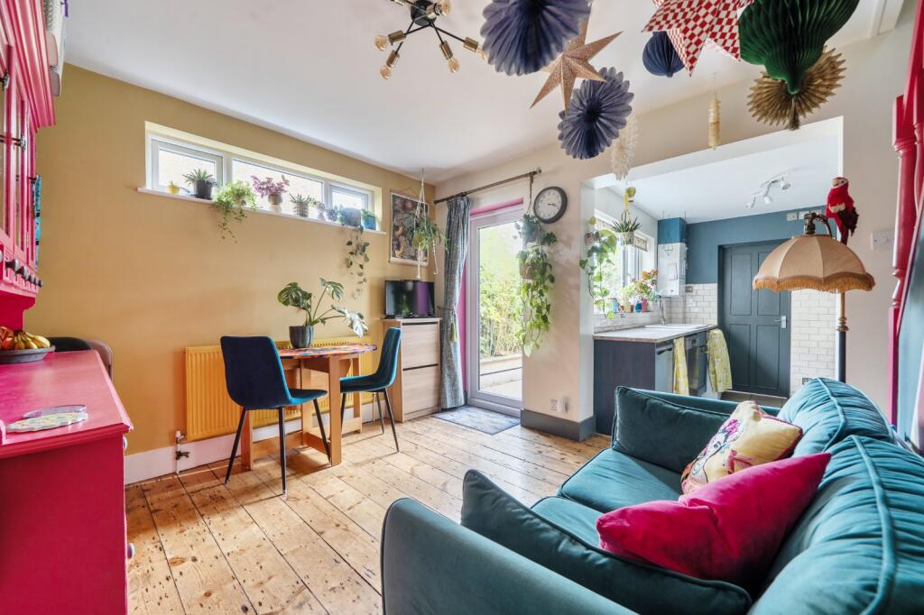 House in Slough, Burnham - View 3