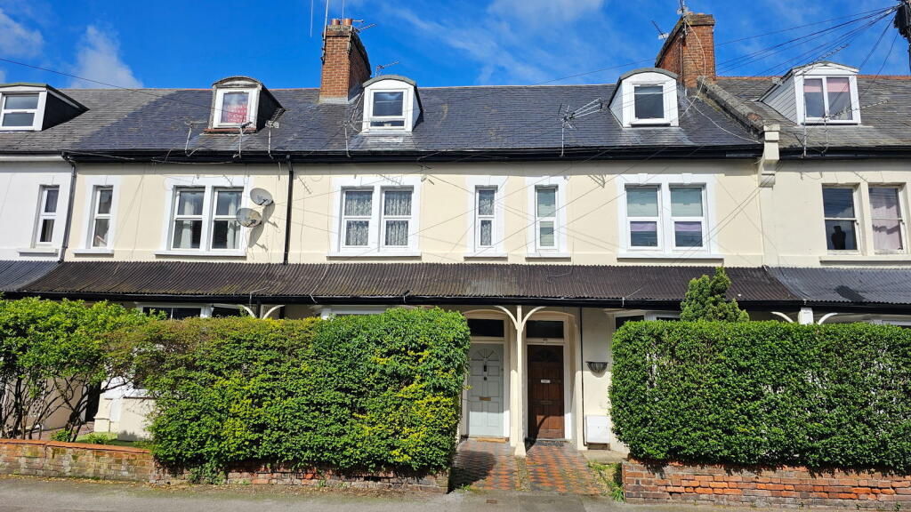 Main image of property: Craven Road, Newbury, RG14 5NE