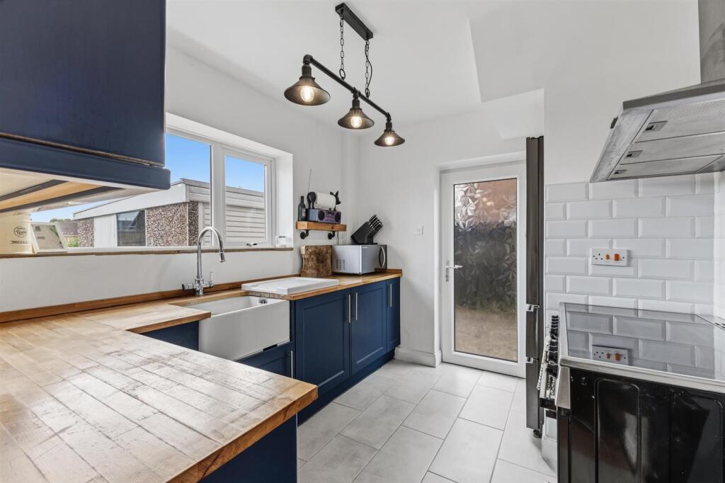 House in Staffordshire Moorlands, Werrington - View 2