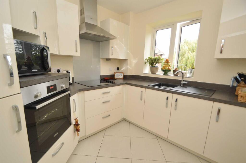 29 Summerfield Place photo 3