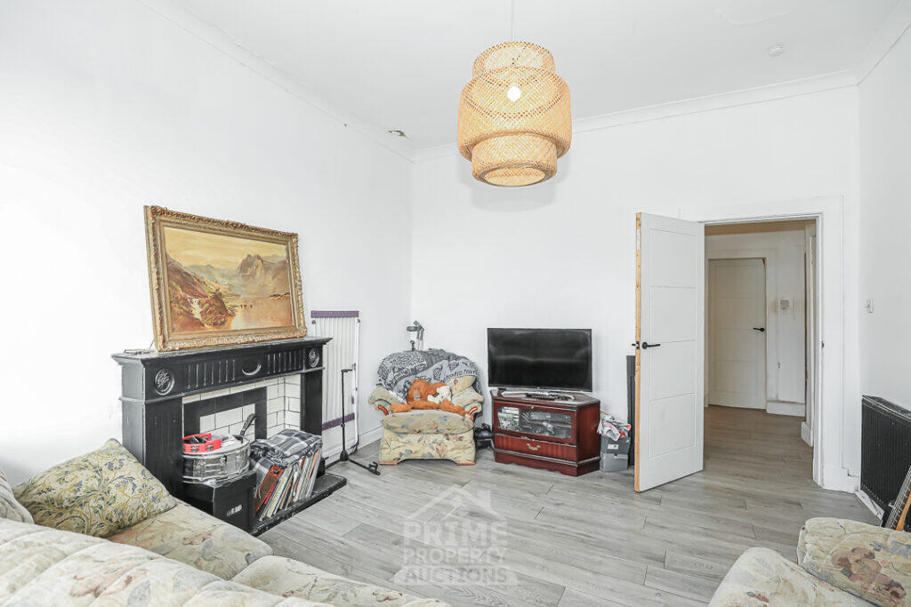 Apartment in Glasgow - View 3