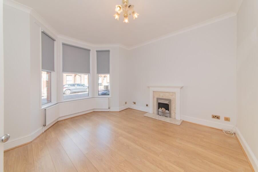 House in London, North Finchley - View 4