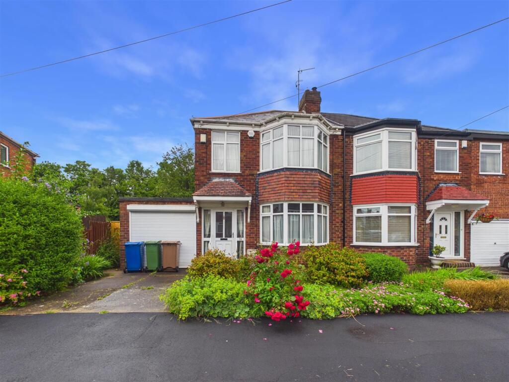 Main image of property: Fairfield Avenue, Kirk Ella, Hull