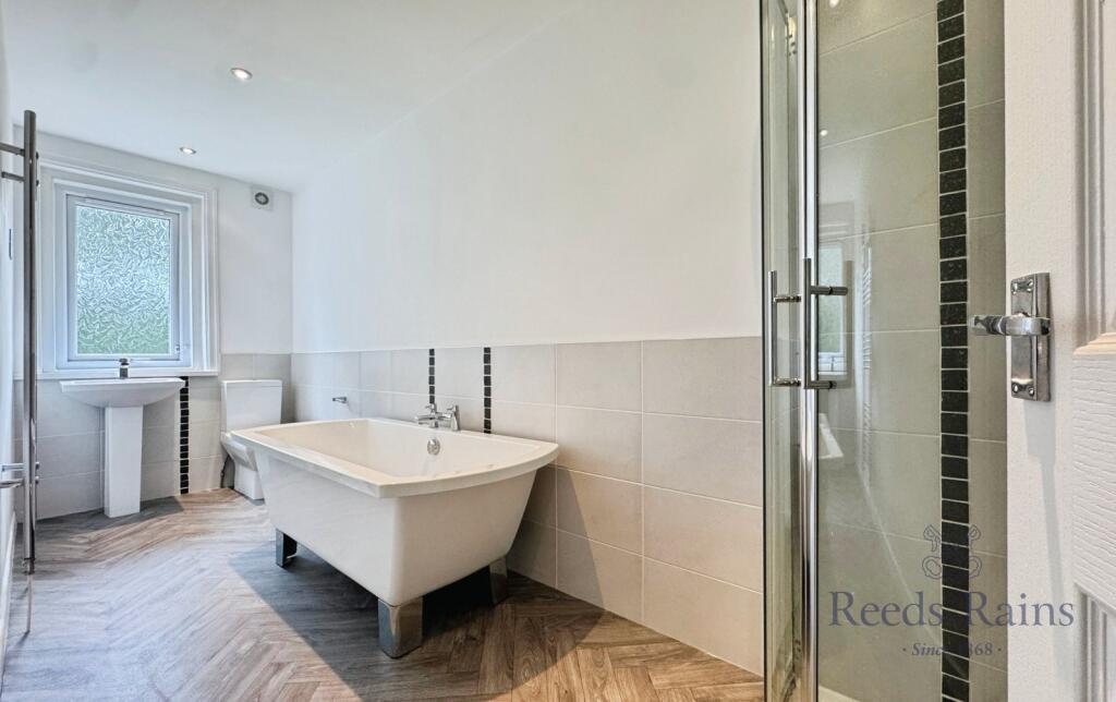 House in Preston, Cuerden Green, Farington - More