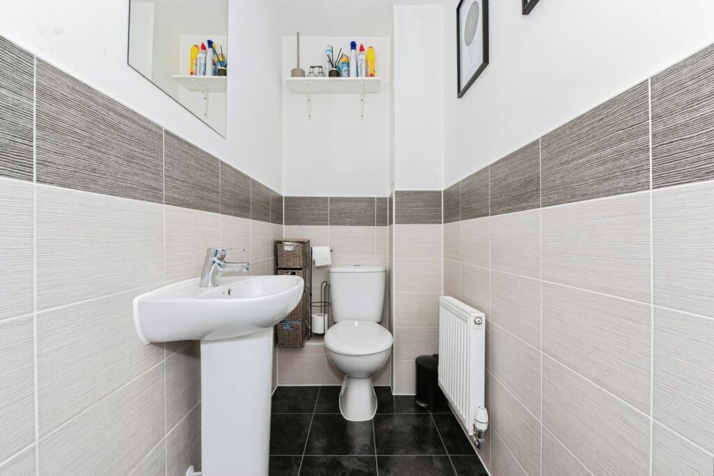 House in Dartford - View 4