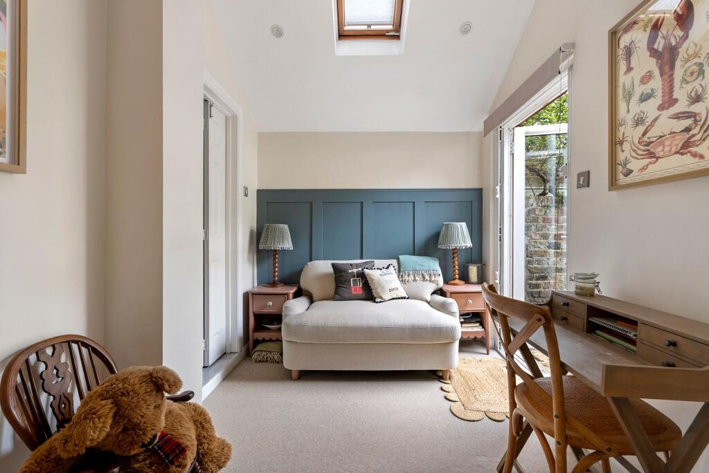Apartment in London - View 4