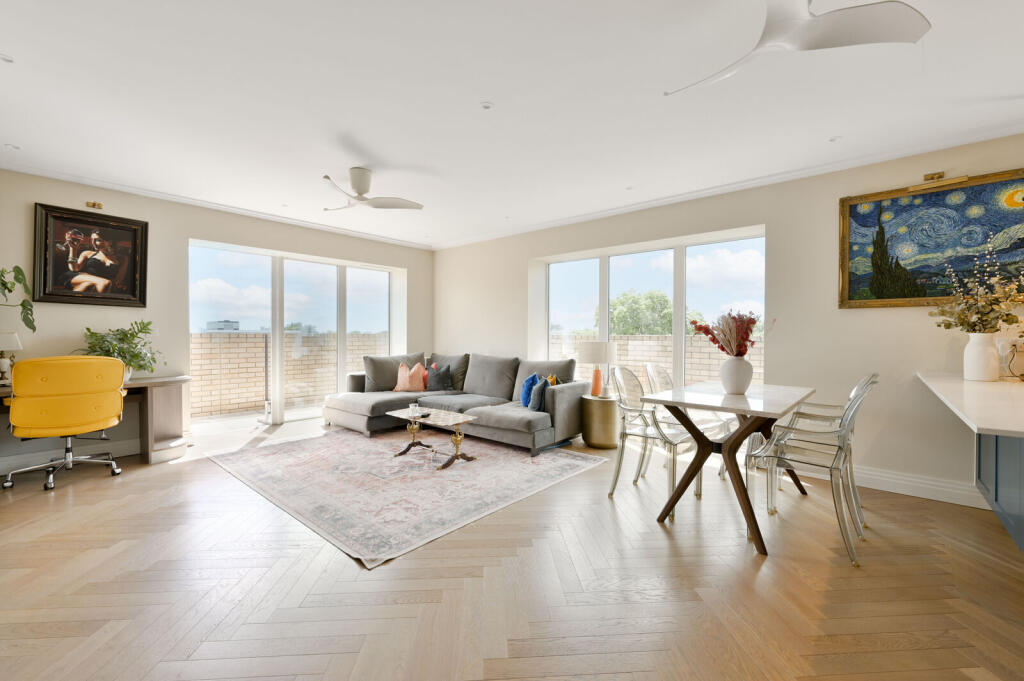 Main image of property: Filmworks, Ealing Broadway, Ealing, W5