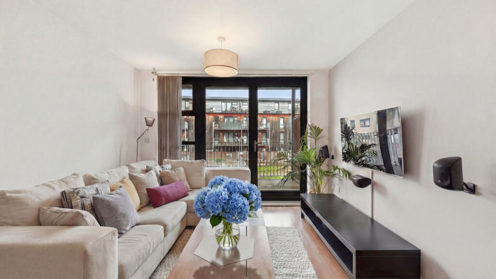 Main image of property: 17 Fawe Street, London, E14 6FD