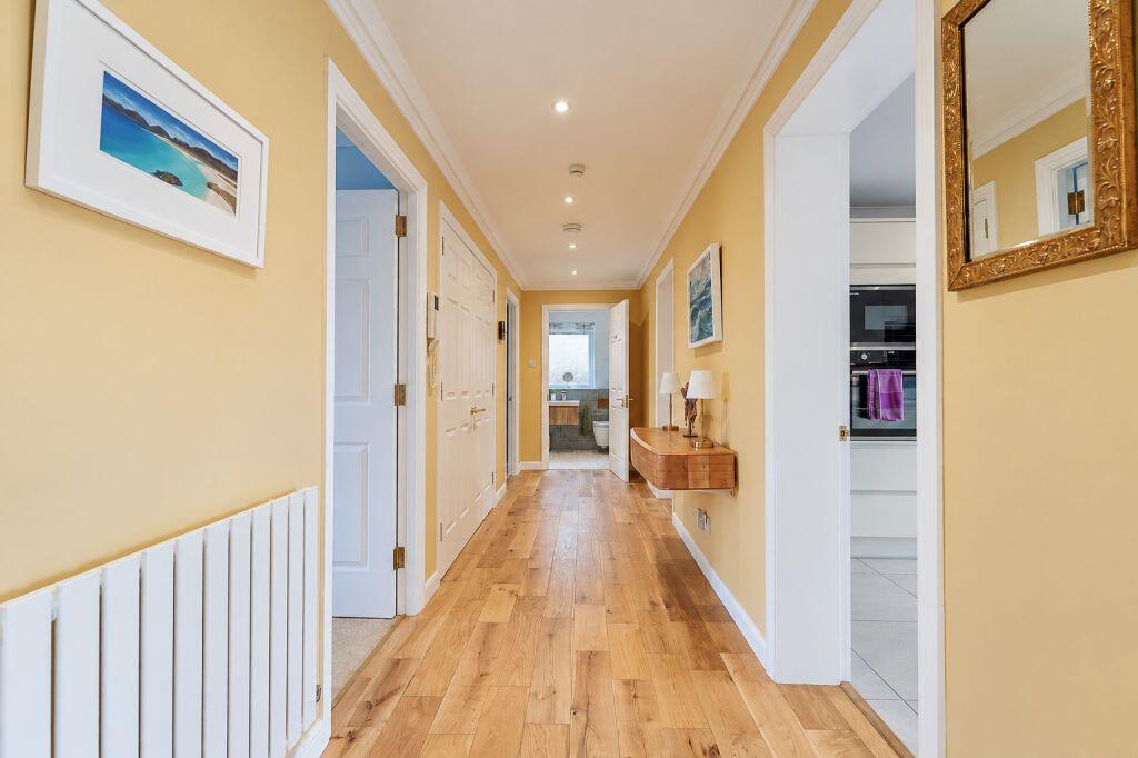 Apartment in Skelmorlie, North Ayrshire - View 4