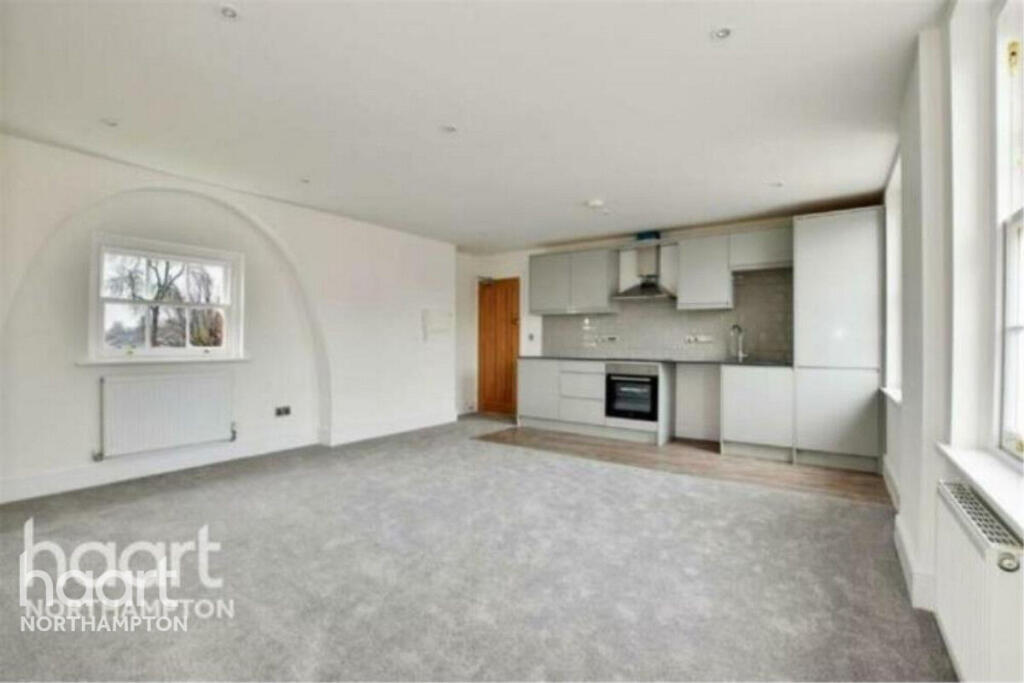 Main image of property: High Street, Northampton