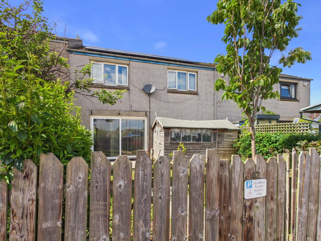 42 Callercove Crescent, Eyemouth, TD14 5BL photo 5