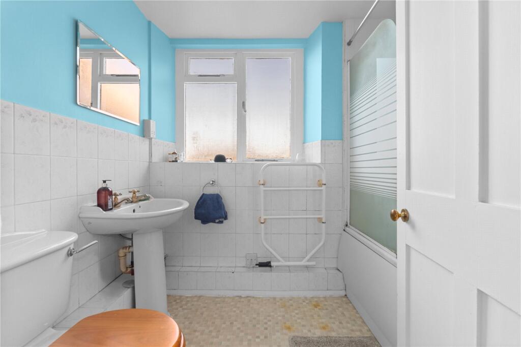 Additional image 21 of Farleigh Road, Wingfield