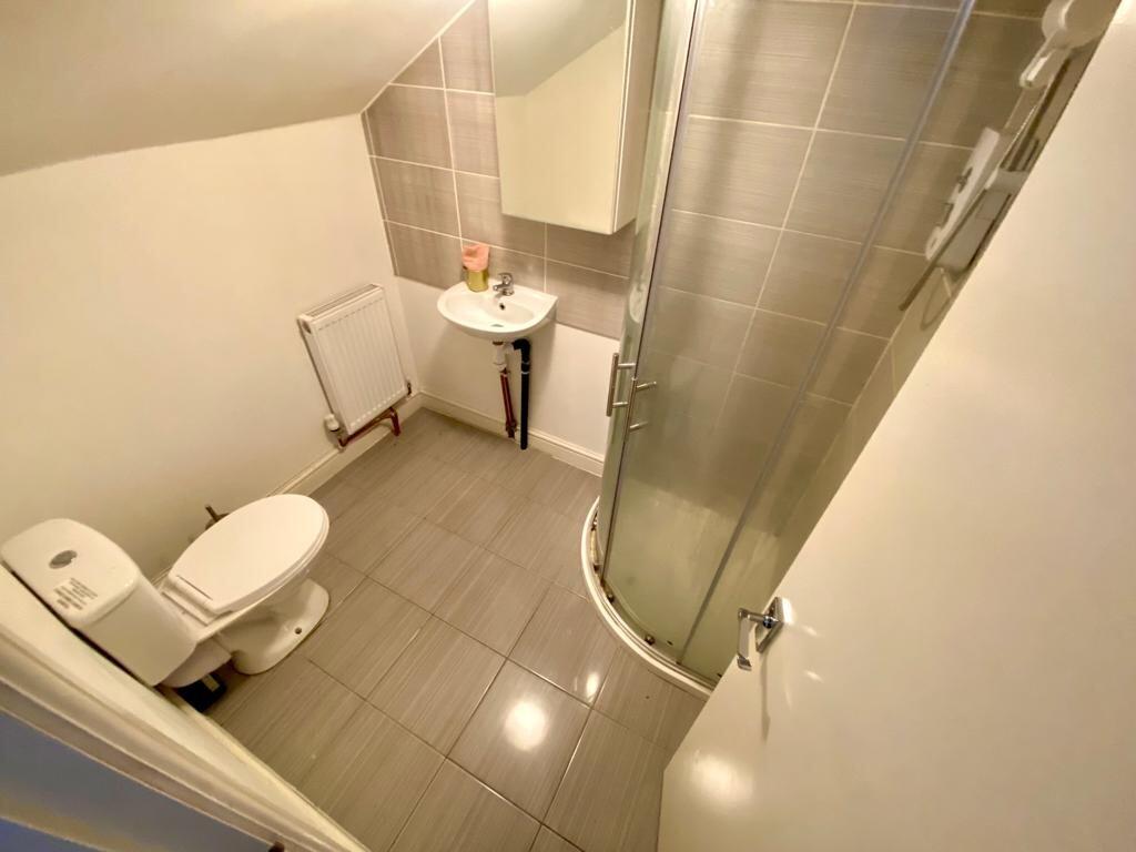 House in Oldham - View 4
