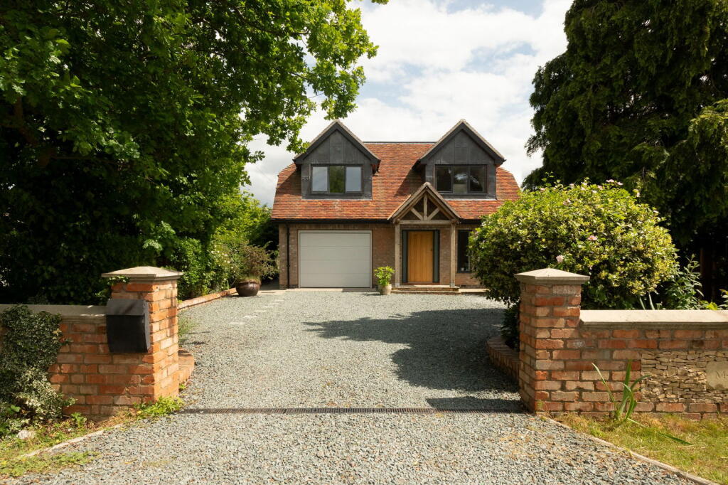 Main image of property: West Drive, Highfields Caldecote, Cambridge, CB23 7NY